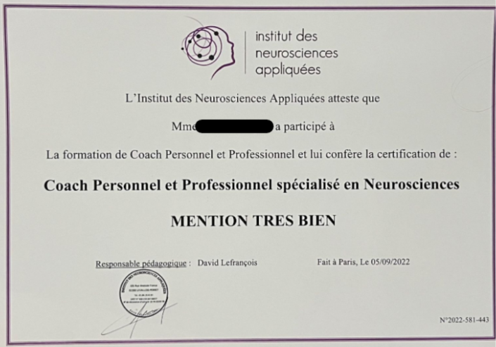 https://menace-theoriste.fr/wp-content/uploads/2023/05/2023.05-Diplome-institut-levallois-705x493.png