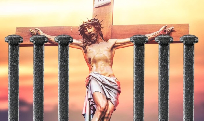 Illustration d'un lot de 6 clous de la crucifixion en vente sur Amazon